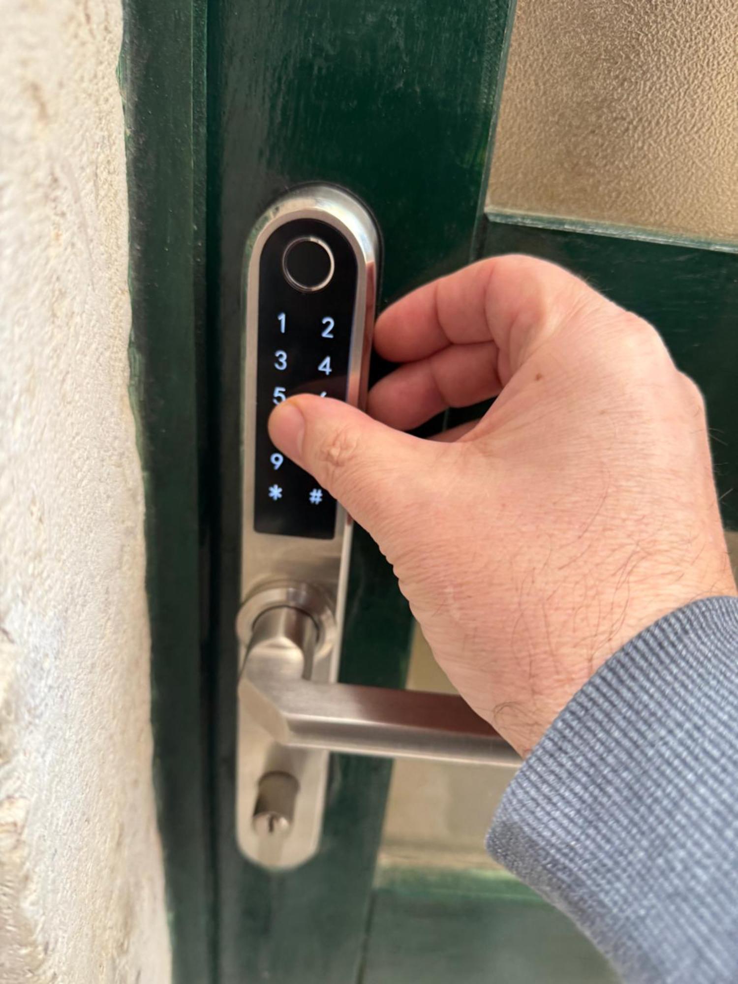 Apartment Neva دوبروفينك المظهر الخارجي الصورة